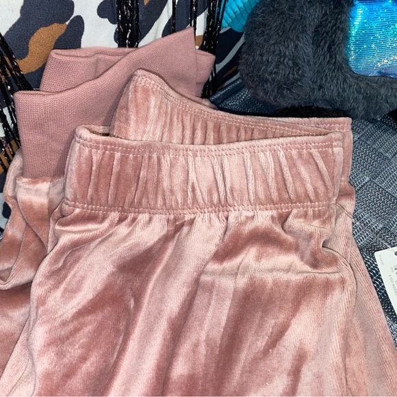 GAP VELOUR JOGGERS - Picture 3 of 10